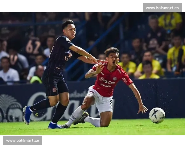 欧洲五大联赛焦点战报与豪门转会最新动态解析赛季前景展望与趋势 - 副本 - 副本